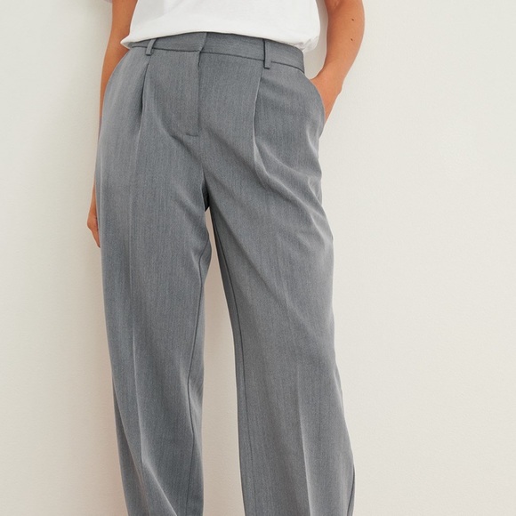 NA-KD NAKD Grey Heavy Low Waist Suit Pant - Picture 2 of 4